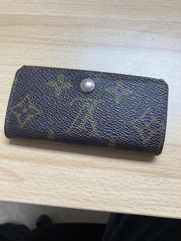 ヴィトン　モノグラム　ミュルティクレをお買取り致しました。