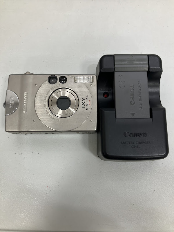 キャノンIXYデジカメをお買取り致しました。