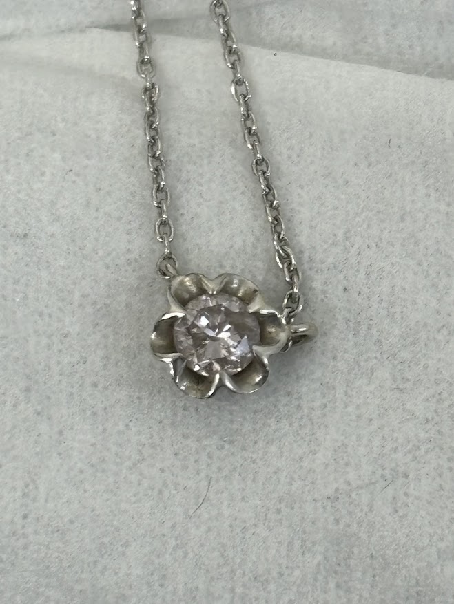 pt850ダイヤネックレスをお買取り致しました。