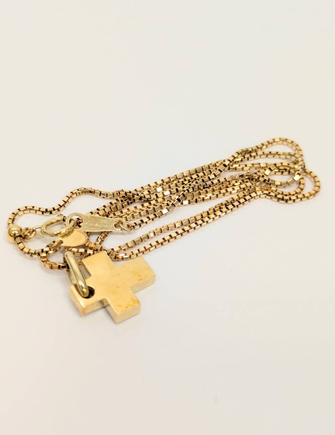 k18ネックレスをお買取り致しました。